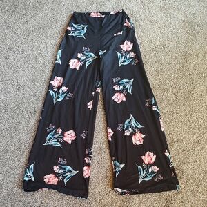 Floral & Black Wide-Leg Women's Pants